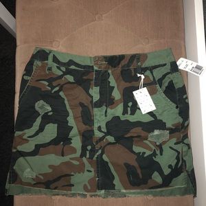 Forever21 Fray Camo Mini skirt
